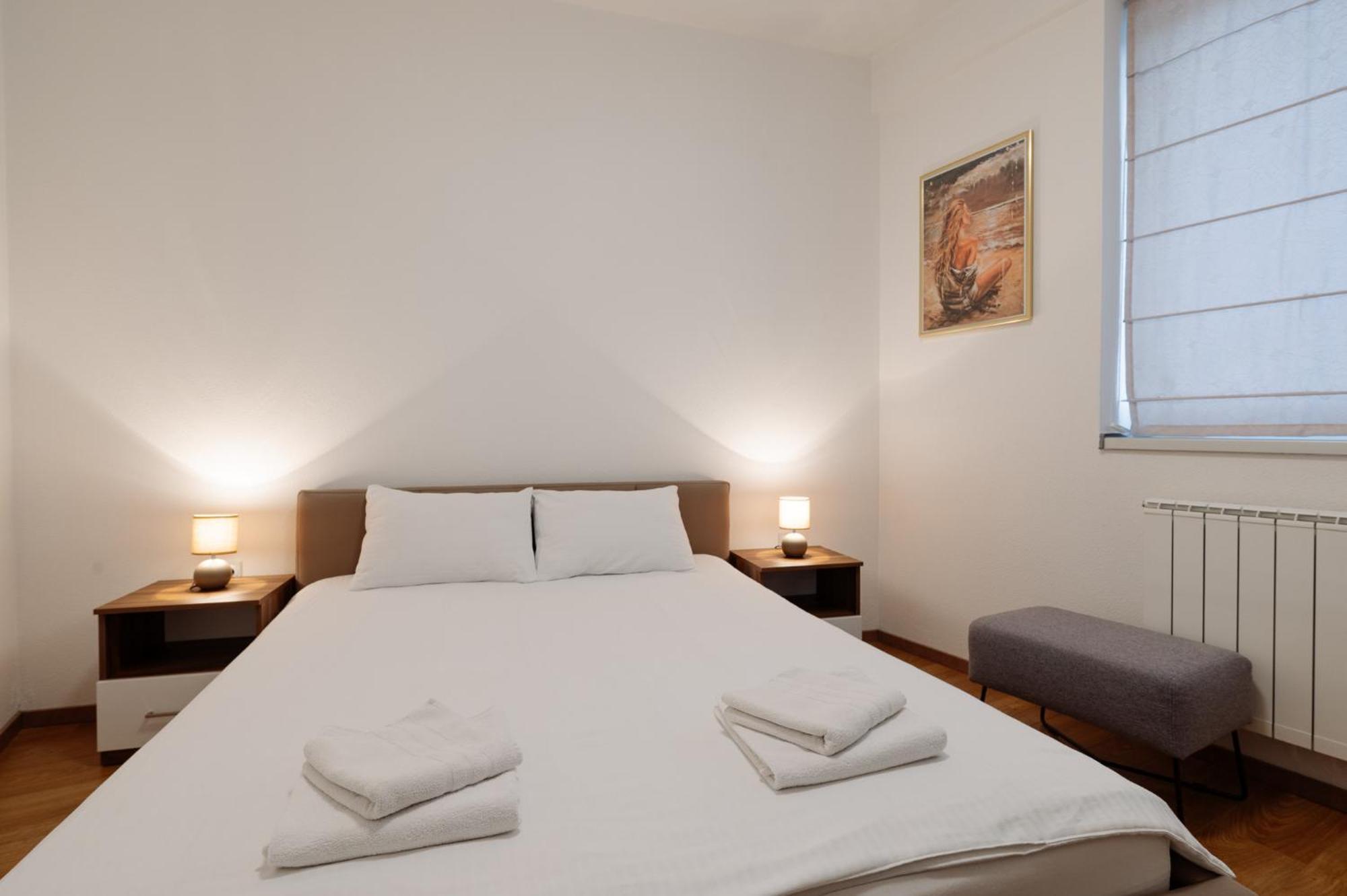 Apartman Square Trg Prijedor Exterior photo
