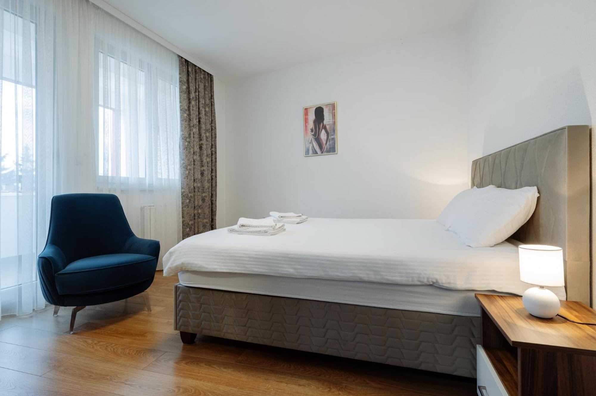 Apartman Square Trg Prijedor Exterior photo