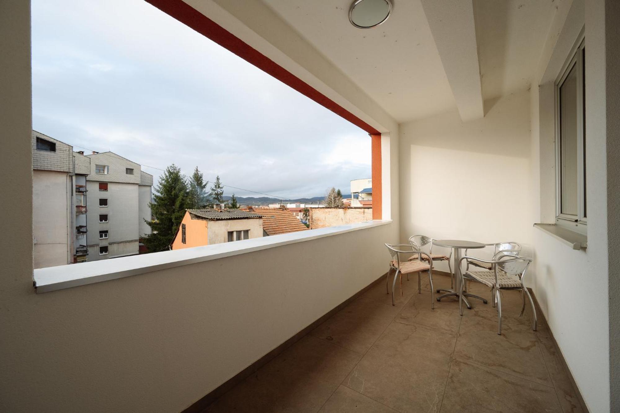 Apartman Square Trg Prijedor Exterior photo