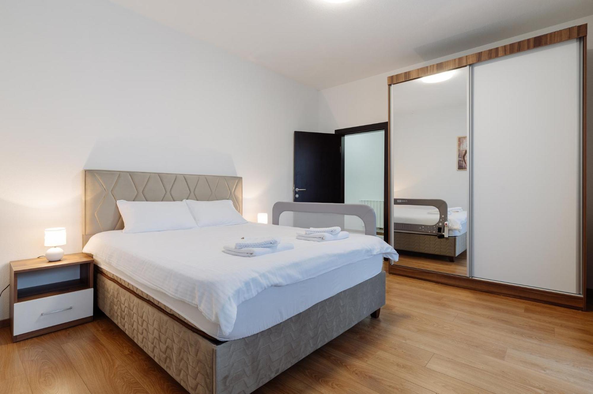 Apartman Square Trg Prijedor Exterior photo